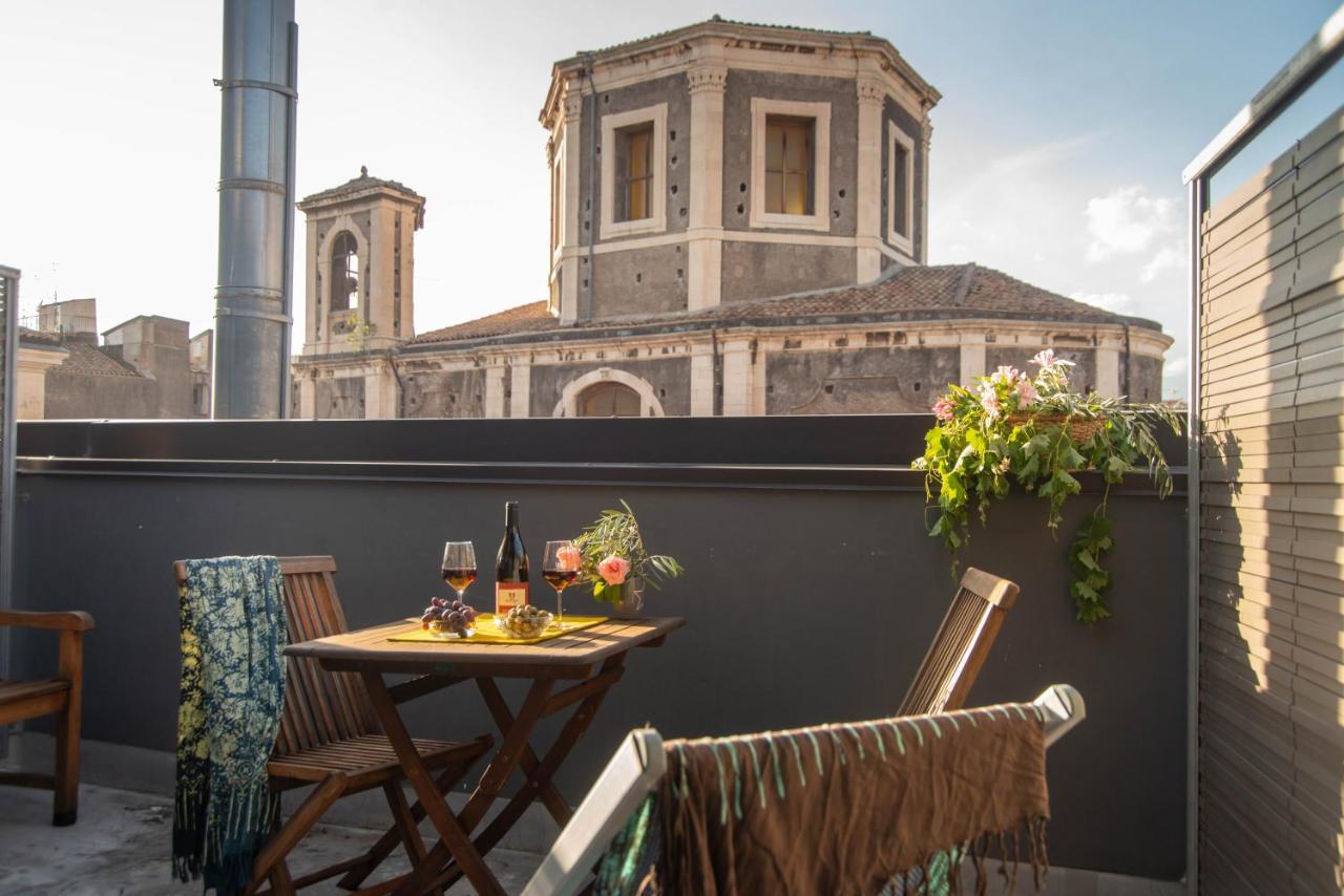 Palazzo Scammacca Apartment Катания Екстериор снимка