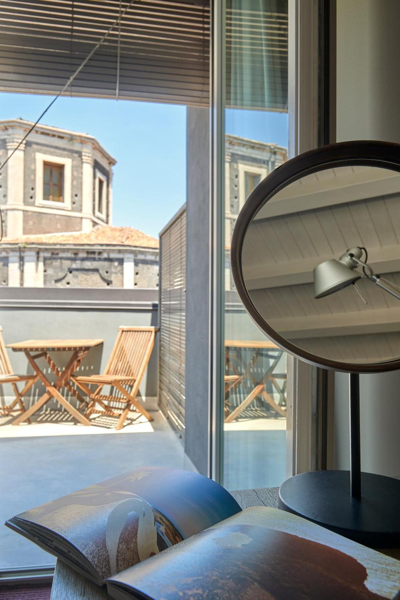 Palazzo Scammacca Apartment Катания Екстериор снимка
